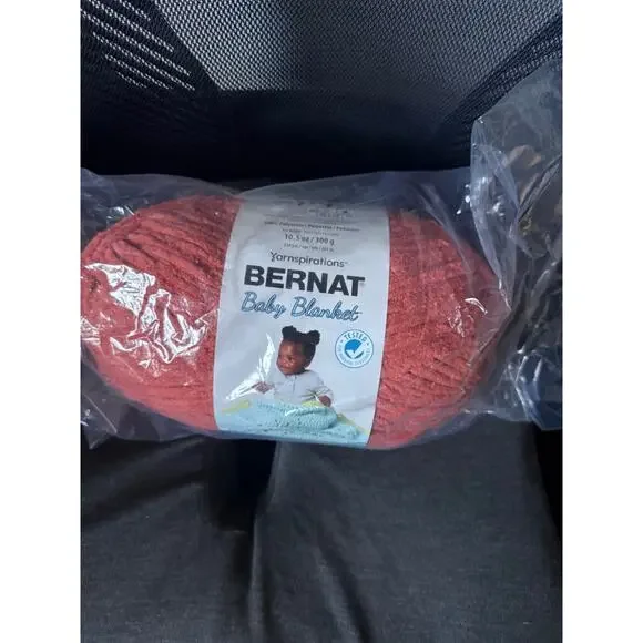 Bernat Baby Blanket Terracotta 100% Polyester 220 Yards - Picture 1 of 3